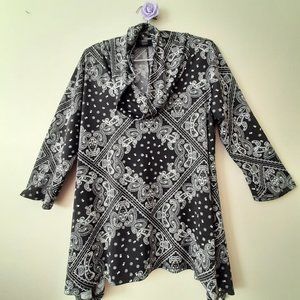 VAMP  women's top. Cowl Neck with 3/4 sleeves Size Medium